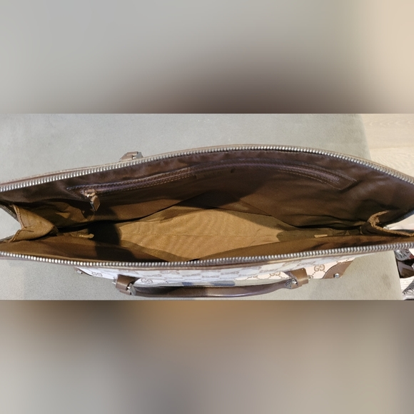 Authentic Gucci light pink monogram canvas shoulder bag - Picture 11 of 16